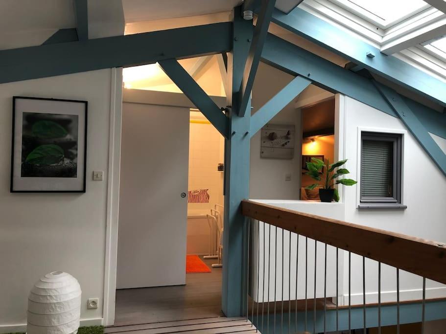 Maison Type Loft - Avec Parking En Plein Centre La Rochelle  Exterior photo